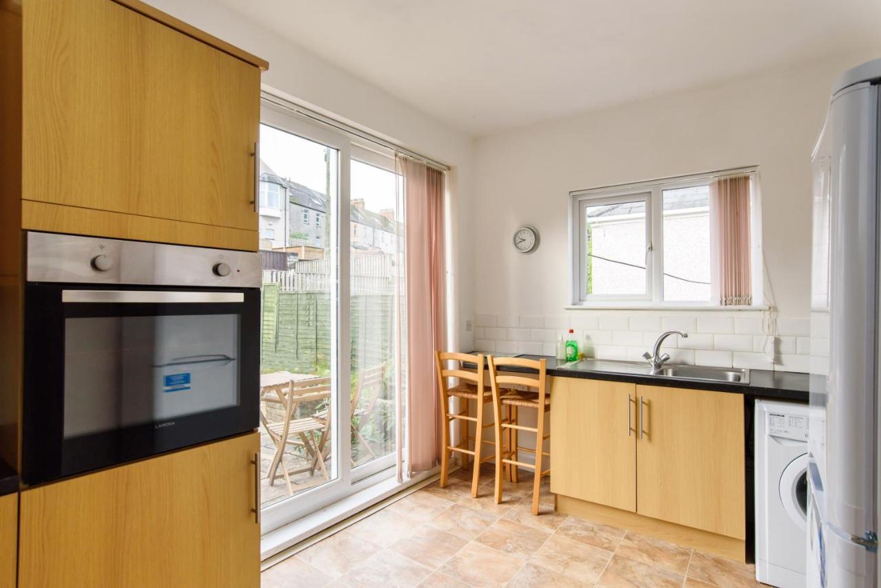 Handpost View Appartement Newport  Buitenkant foto