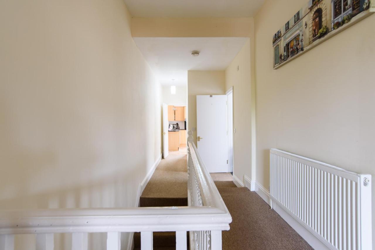 Handpost View Appartement Newport  Buitenkant foto