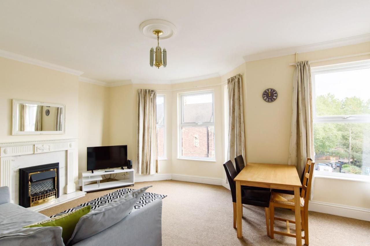 Handpost View Appartement Newport  Buitenkant foto